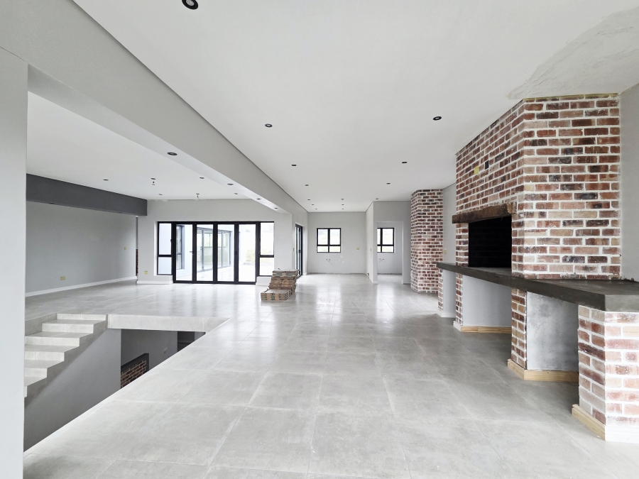 4 Bedroom Property for Sale in Haasendal Western Cape